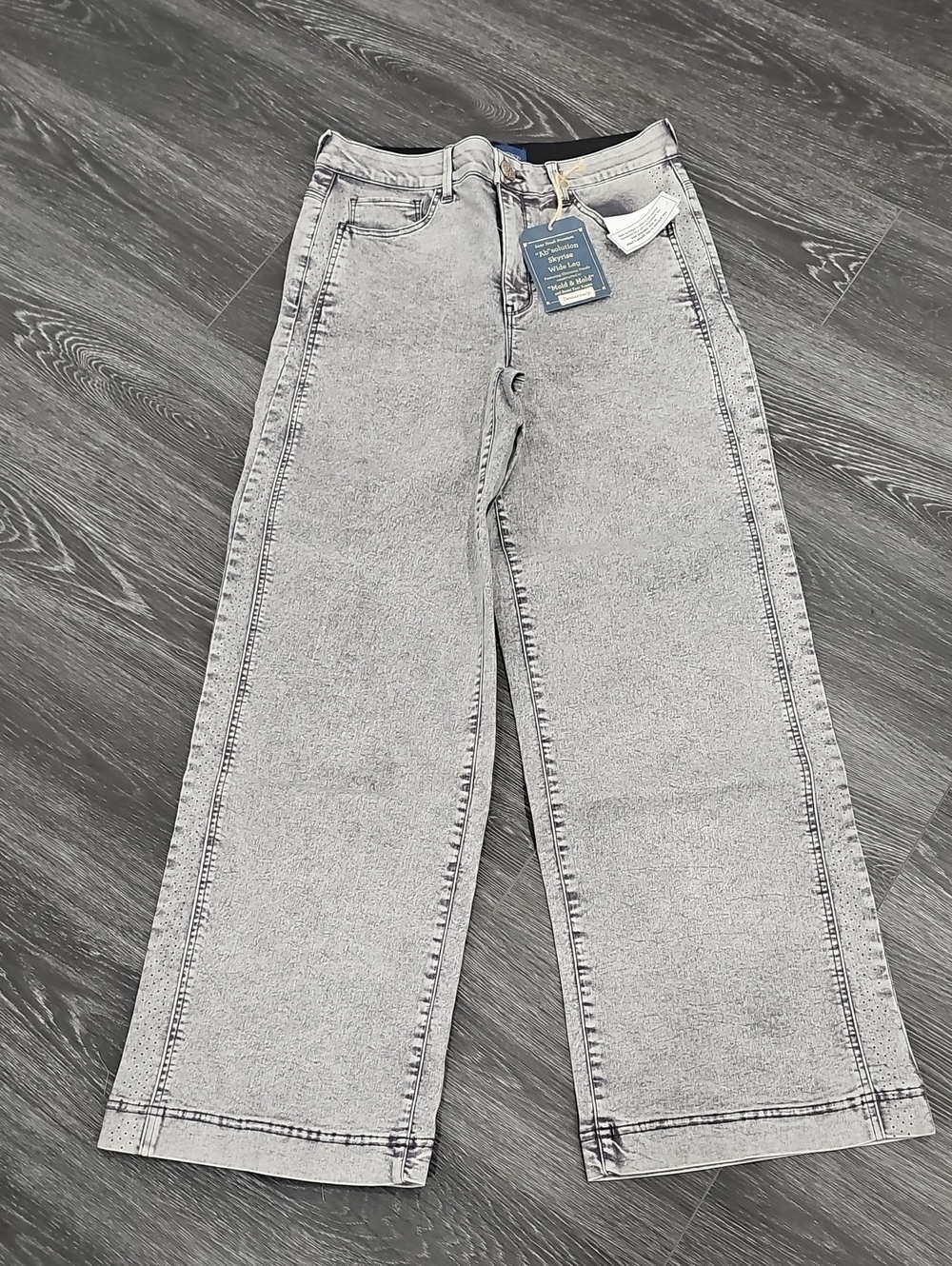 Democracy Jeans Gray Size 12 Wide Leg NWT
